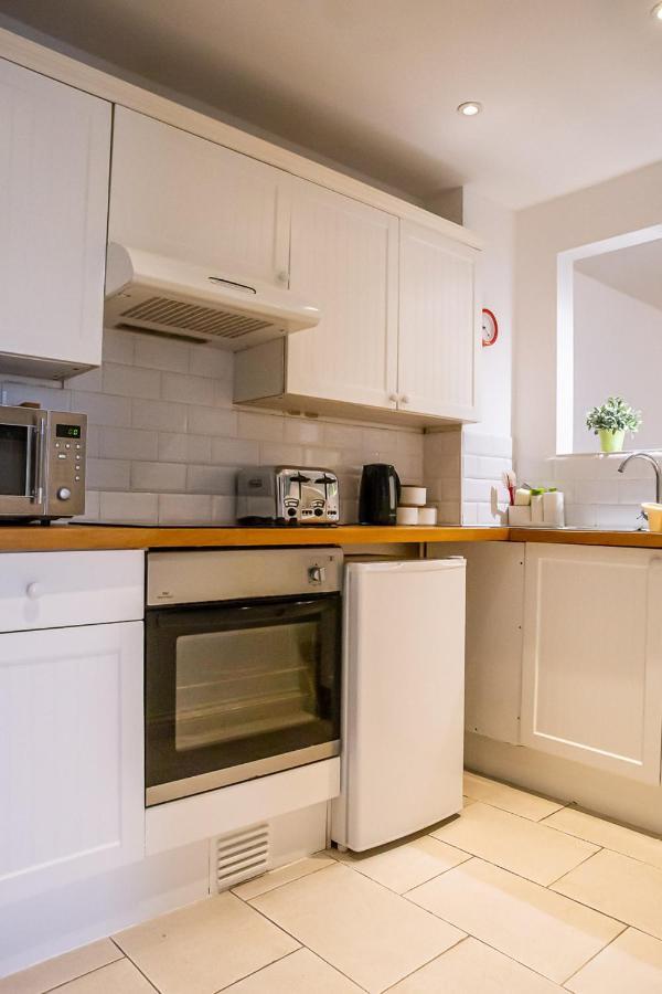 Stylish Modern Mews House In Central St Leonards Hastings Exterior photo